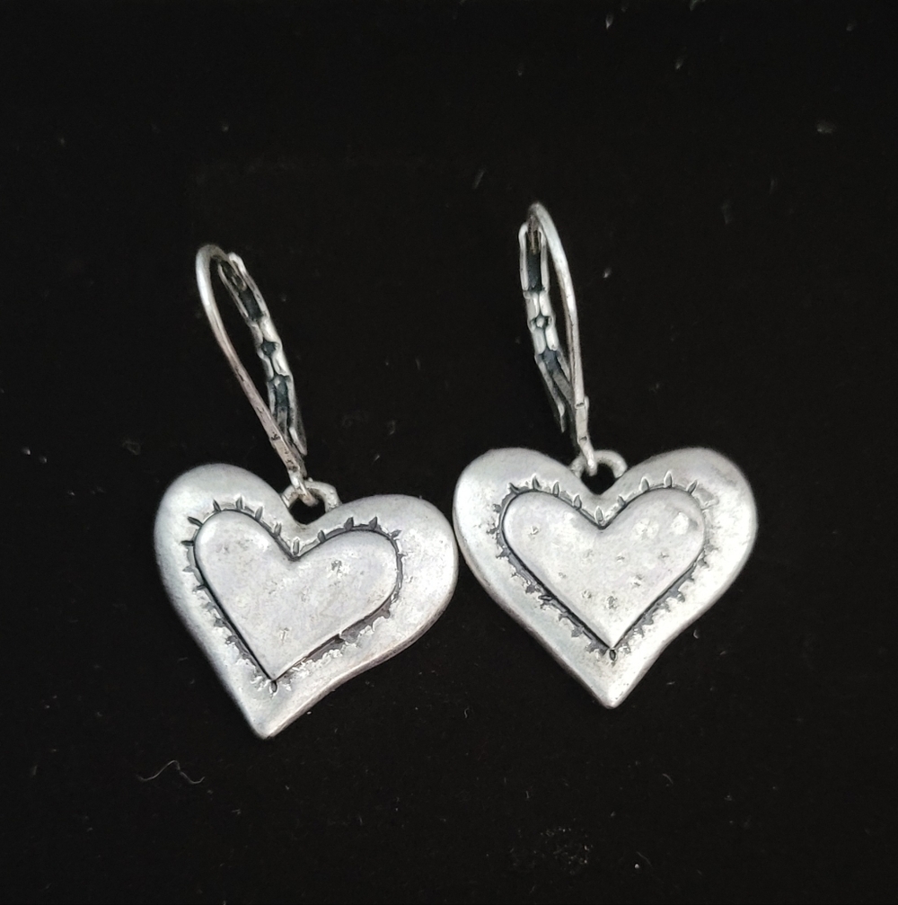 Silver Heart Earrings With Black And Hammered Metal Accents